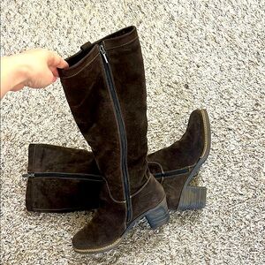 Brown Suede Boots with 100% wool lining